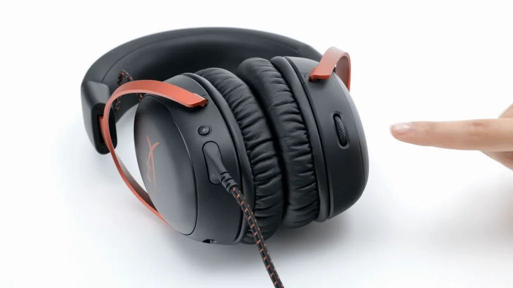 Free Shipping! HyperX Cloud III Wired Gaming Headset for PC PS5