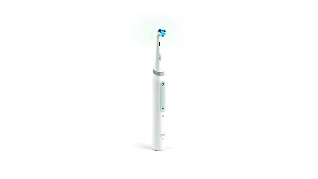 Oral-B, Electric Toothbrush, iO Series 4, Rechargeable, White