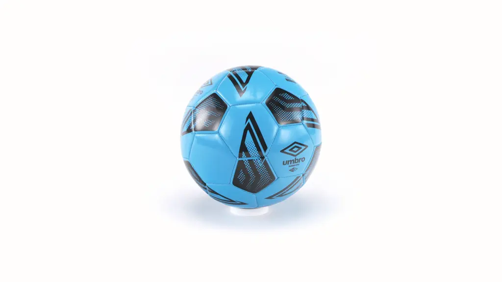 Umbro Diamond Viper Size 5 Soccer Ball, Blue, 32-Panel, Durable