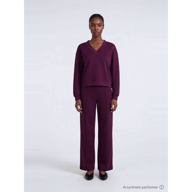 thumbnail enriched-apparel-video image 7 of Scoop Women's and Women's Plus Scubaknit V-Neck Sweatshirt, Sizes XS-4X, 7 of 7