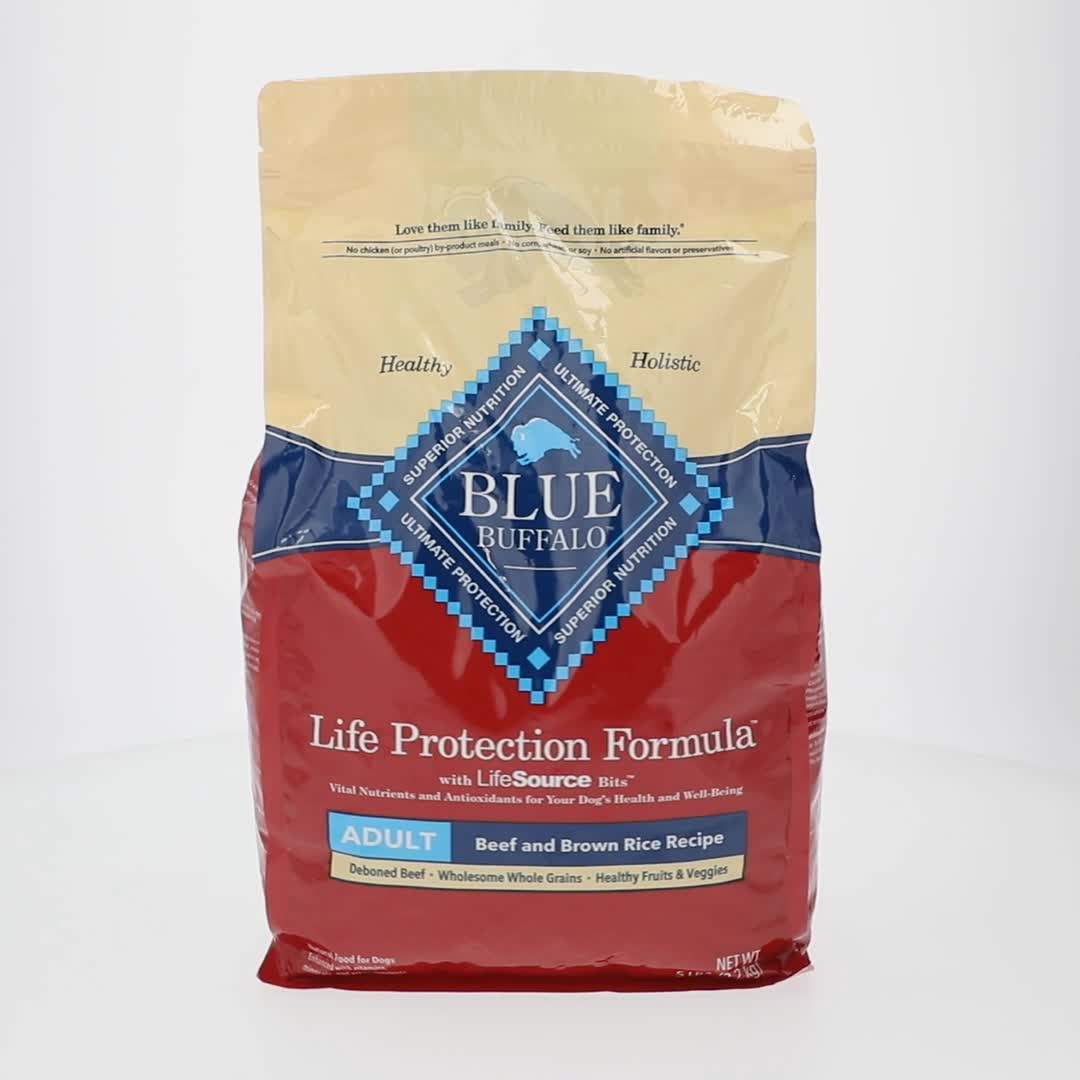 Blue Buffalo Dry Dog Food Natural Beef and Brown Rice 5-lb Bag for Adult  Dogs - Walmart.com