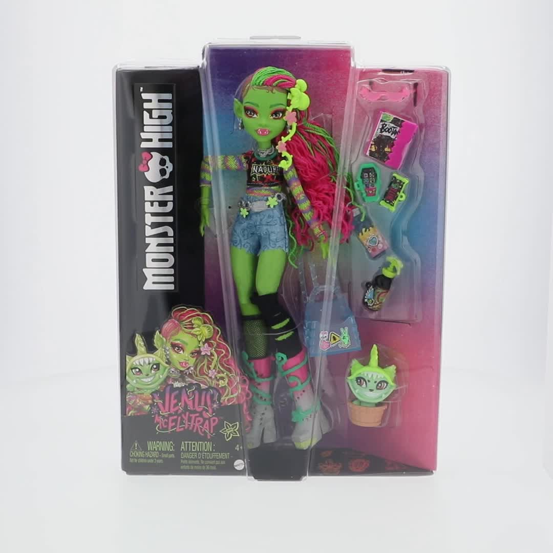 Monster High Venus McFlytrap Doll with Pet Chewlian & Accessories
